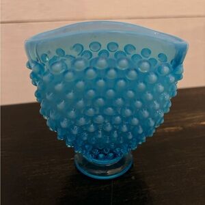 Fenton hobnail fan vase.